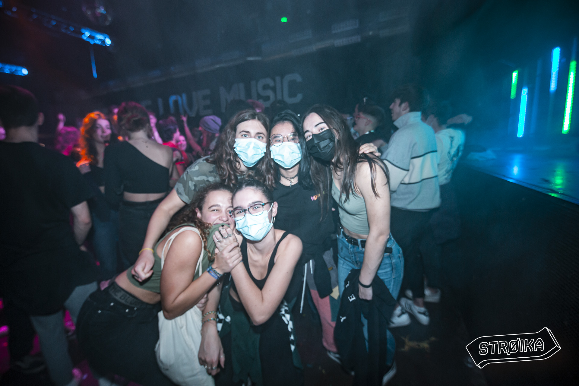 03-04 STROIKASESSIONS 27