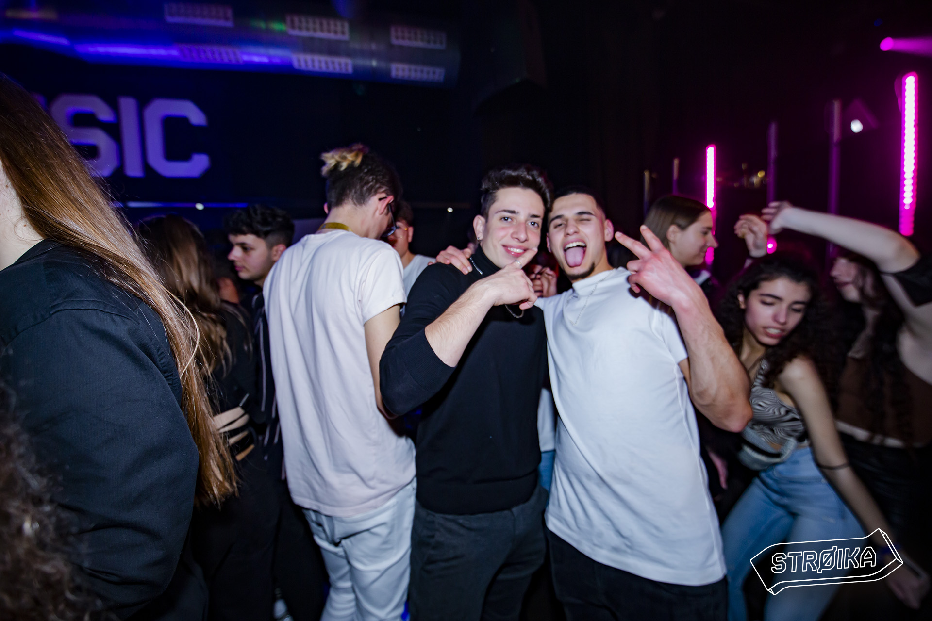 -12 STROIKA 00129