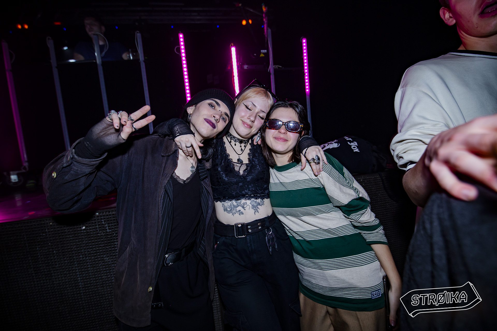 -12 STROIKA 00167