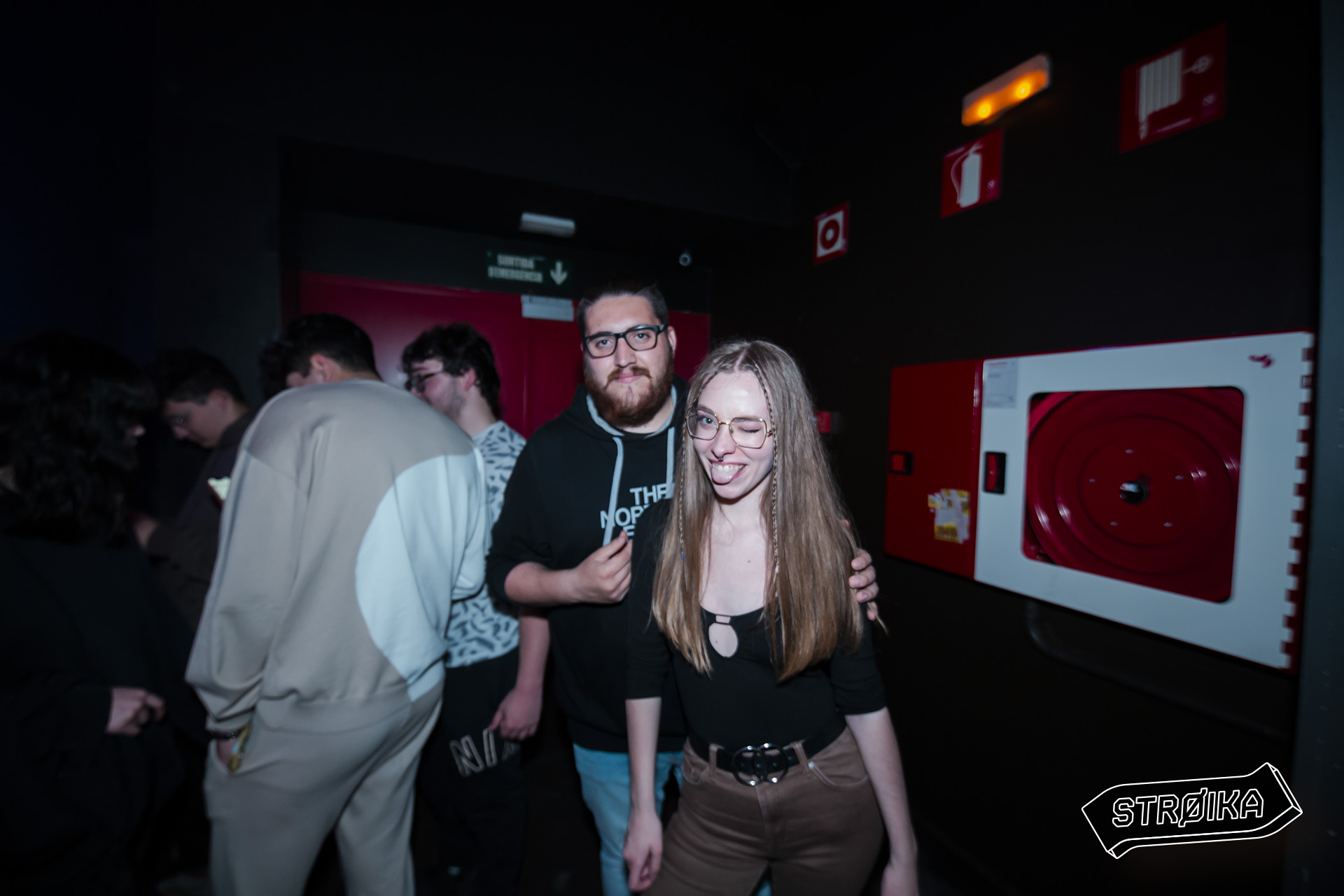 -12 STROIKA 00228