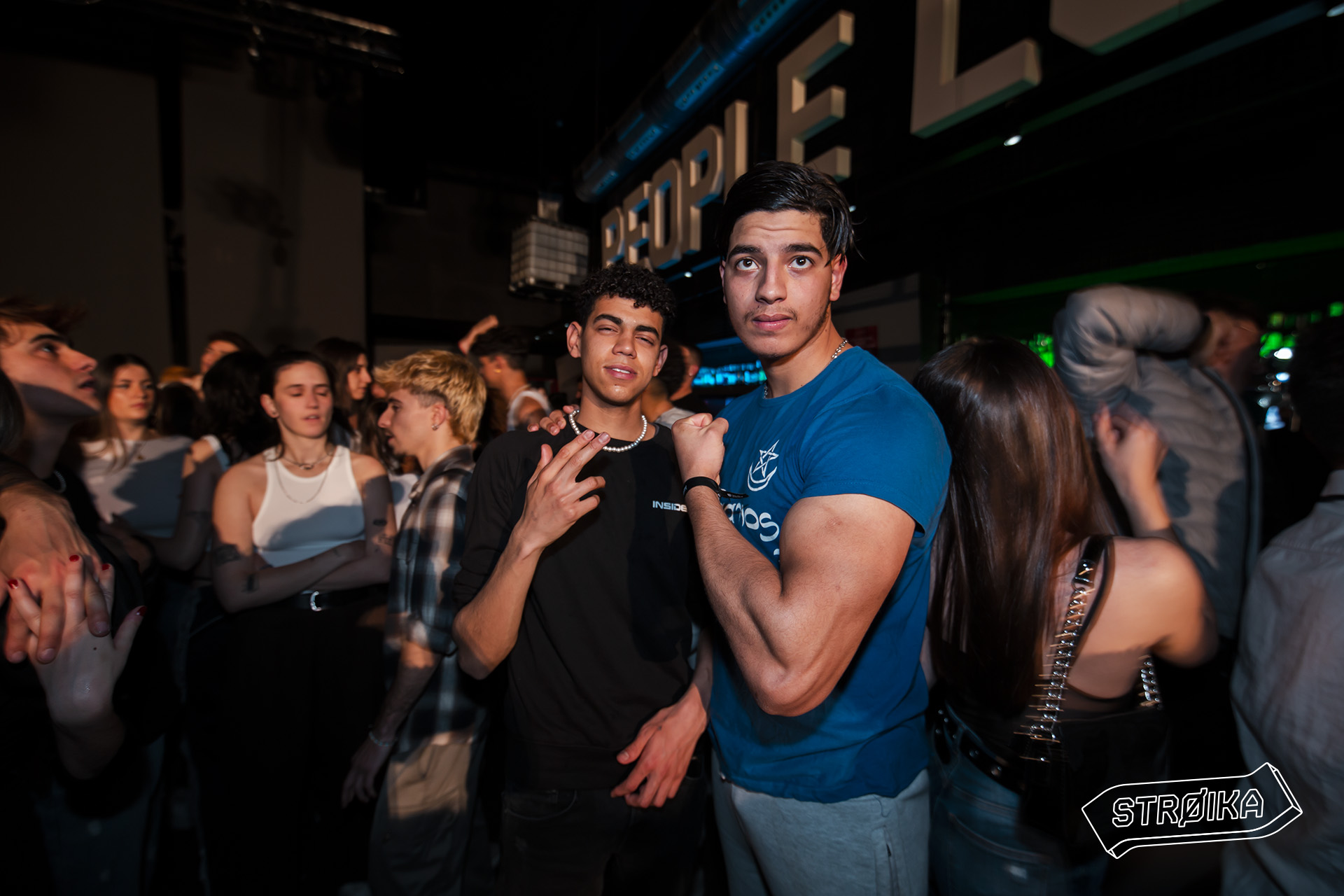 -12 STROIKA 00264