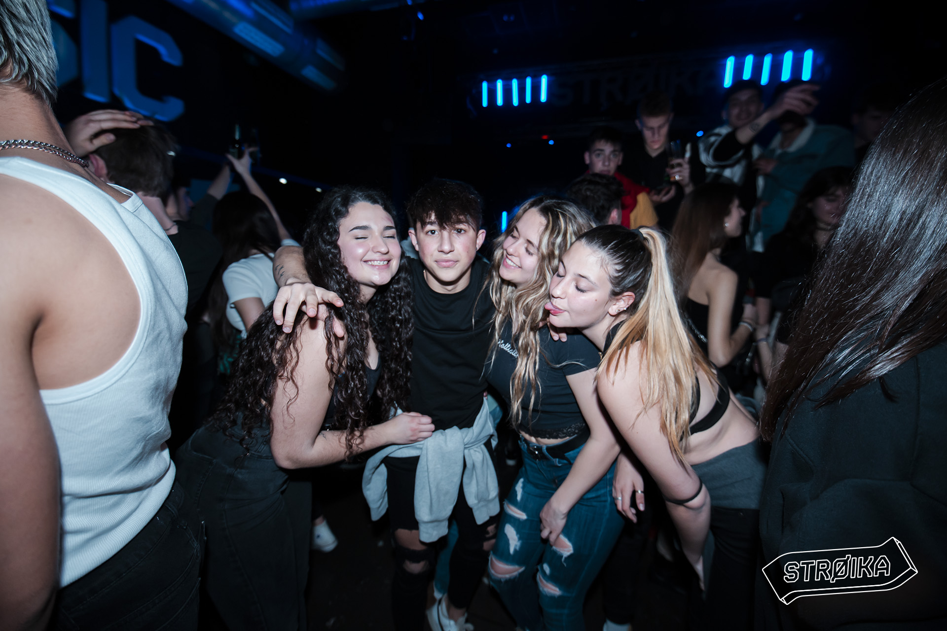 -12 STROIKA 00267
