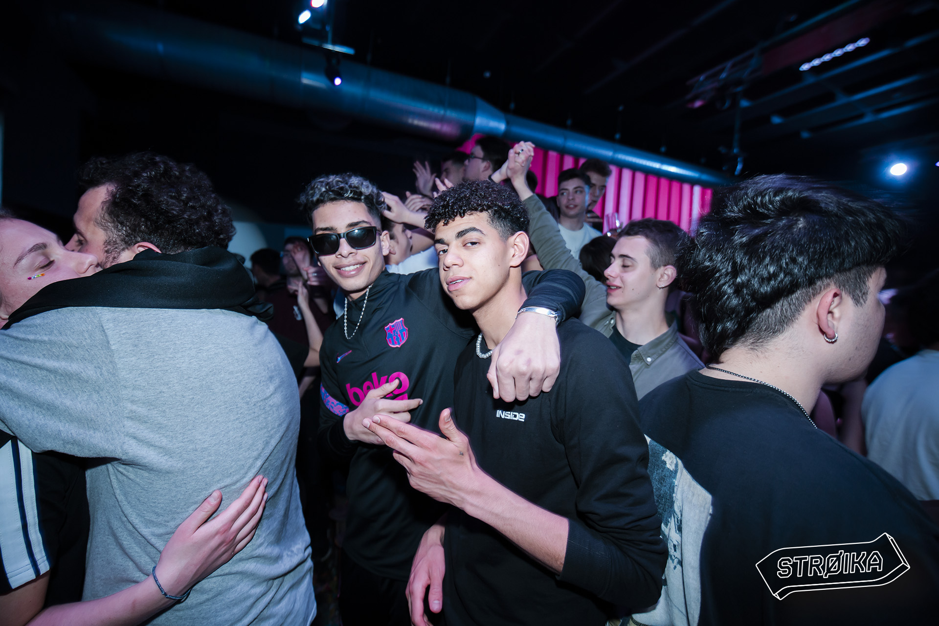 -12 STROIKA 00271