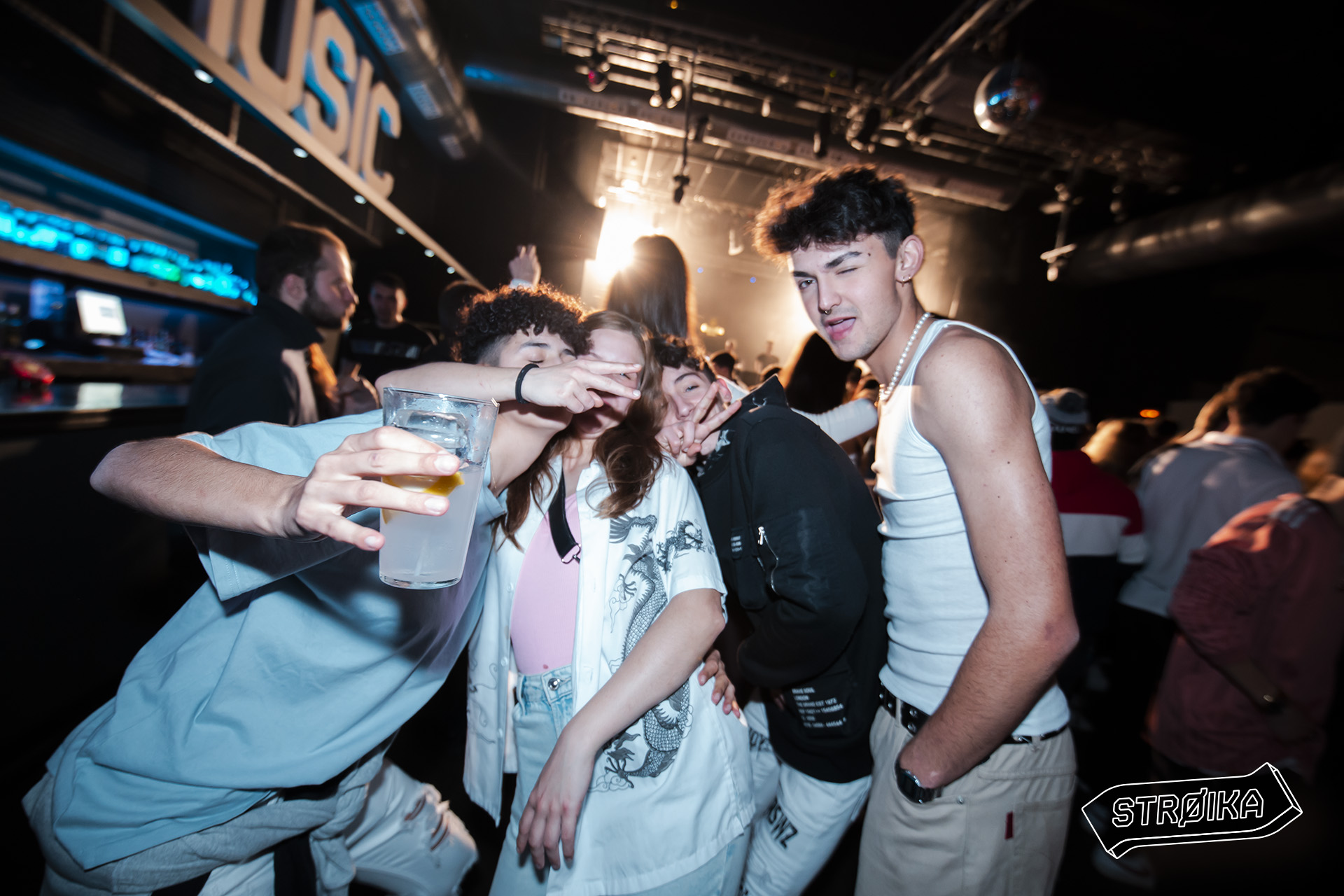 -12 STROIKA 00285