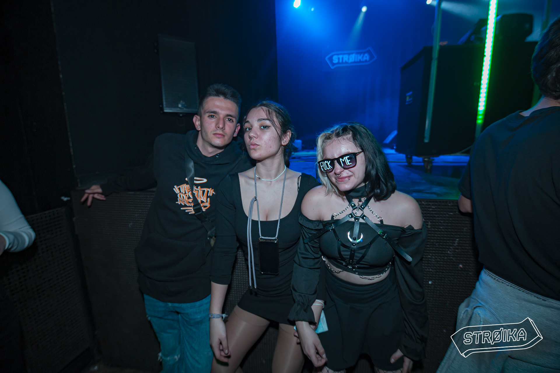 -12 STROIKA 0056
