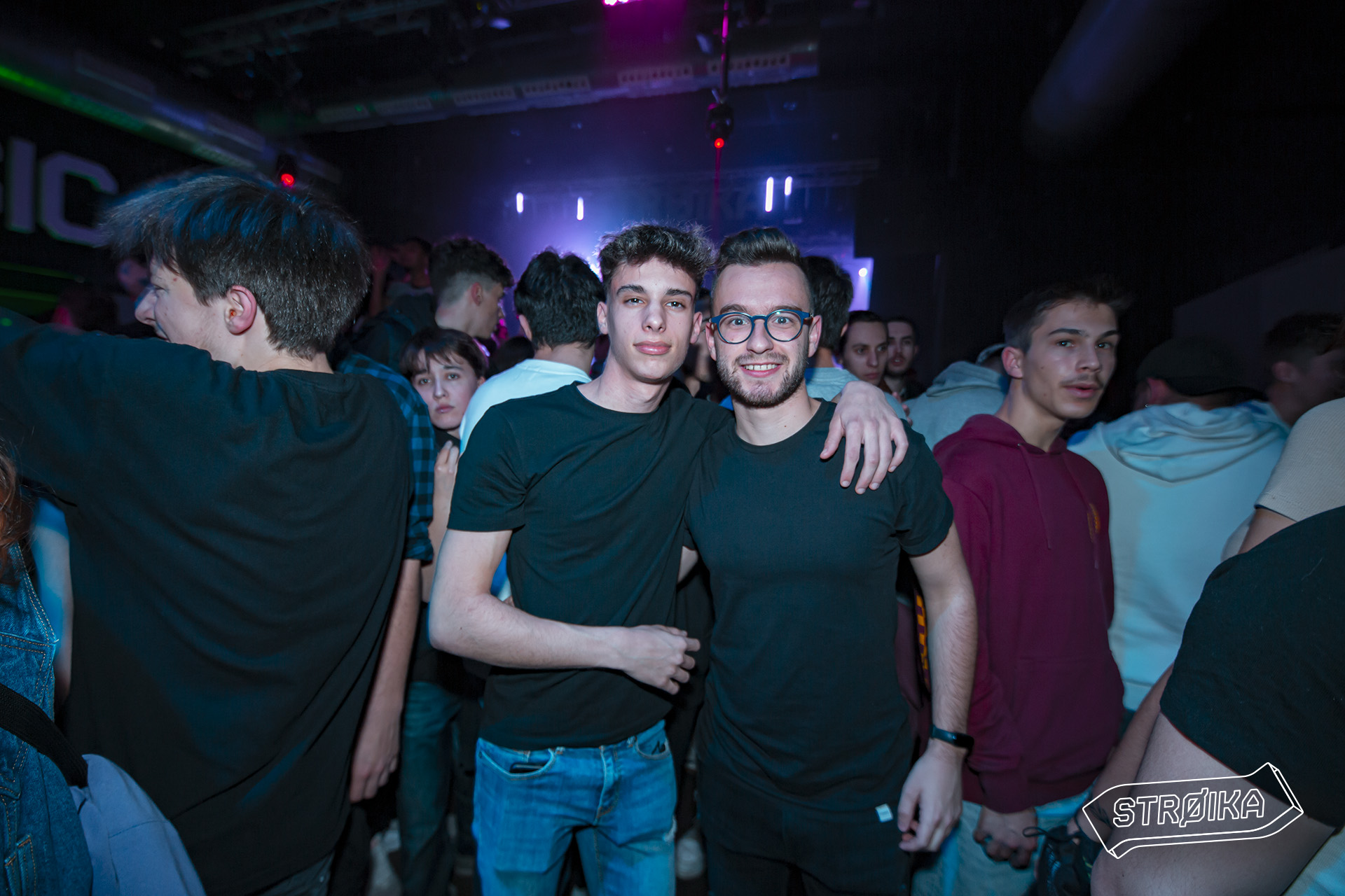 -12 STROIKA 0063
