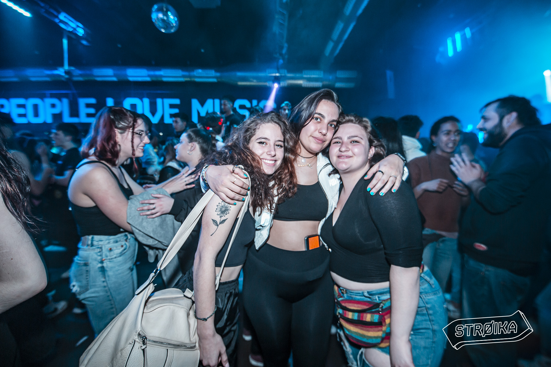 25-26 STROIKA 00215