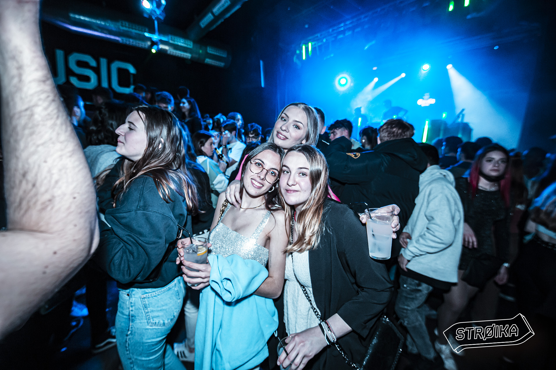 01-02 STROIKASESSIONS 0117