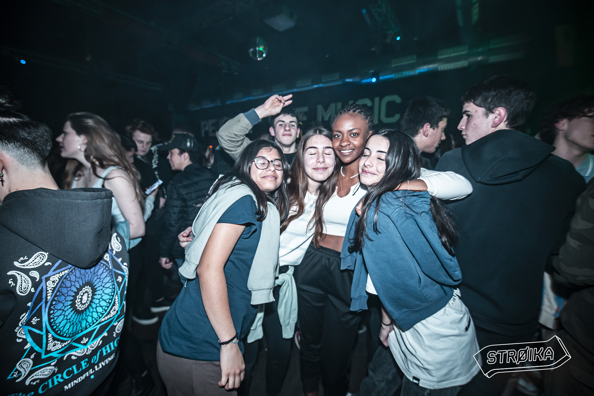 01-02 STROIKASESSIONS 0118