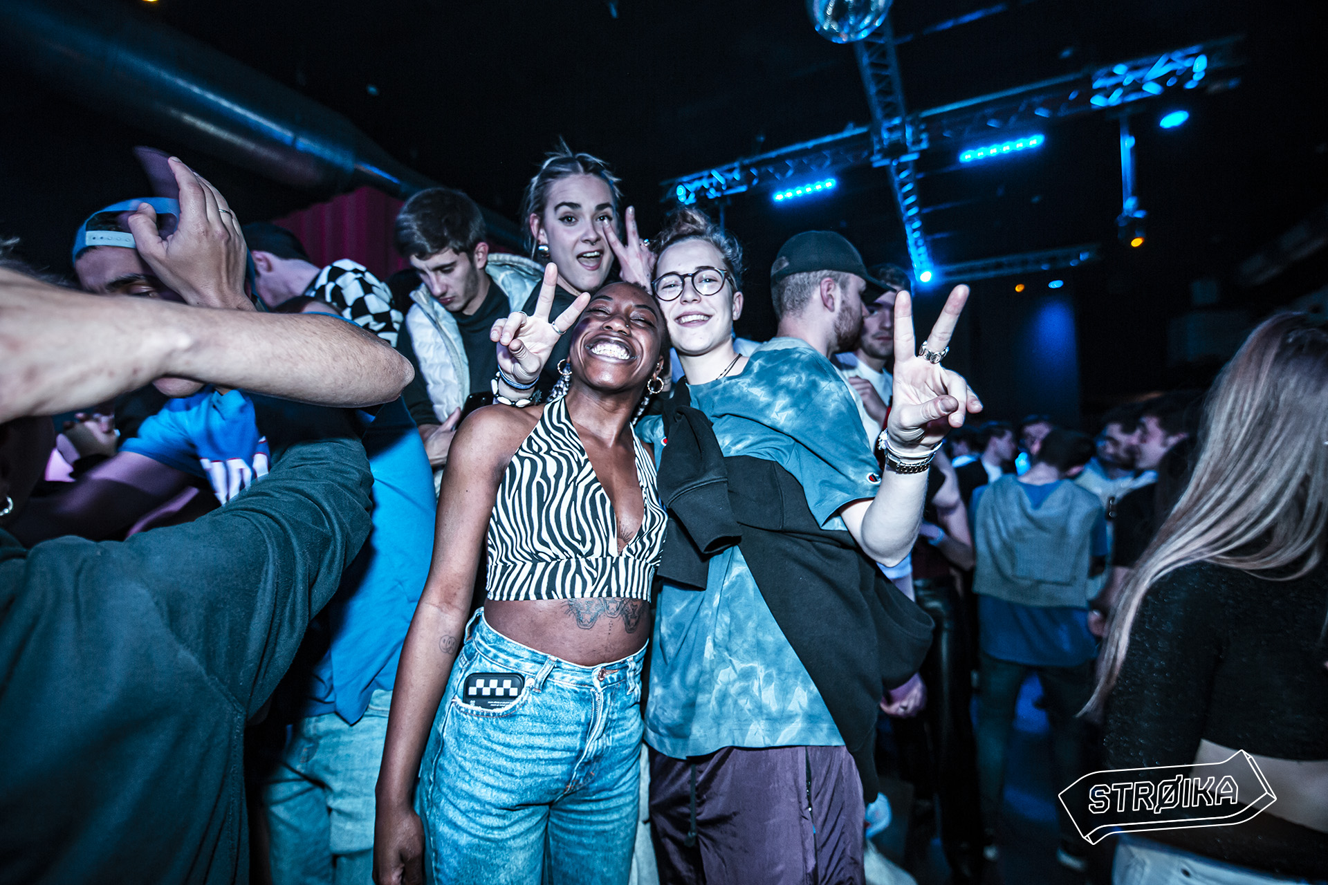 01-02 STROIKASESSIONS 0124