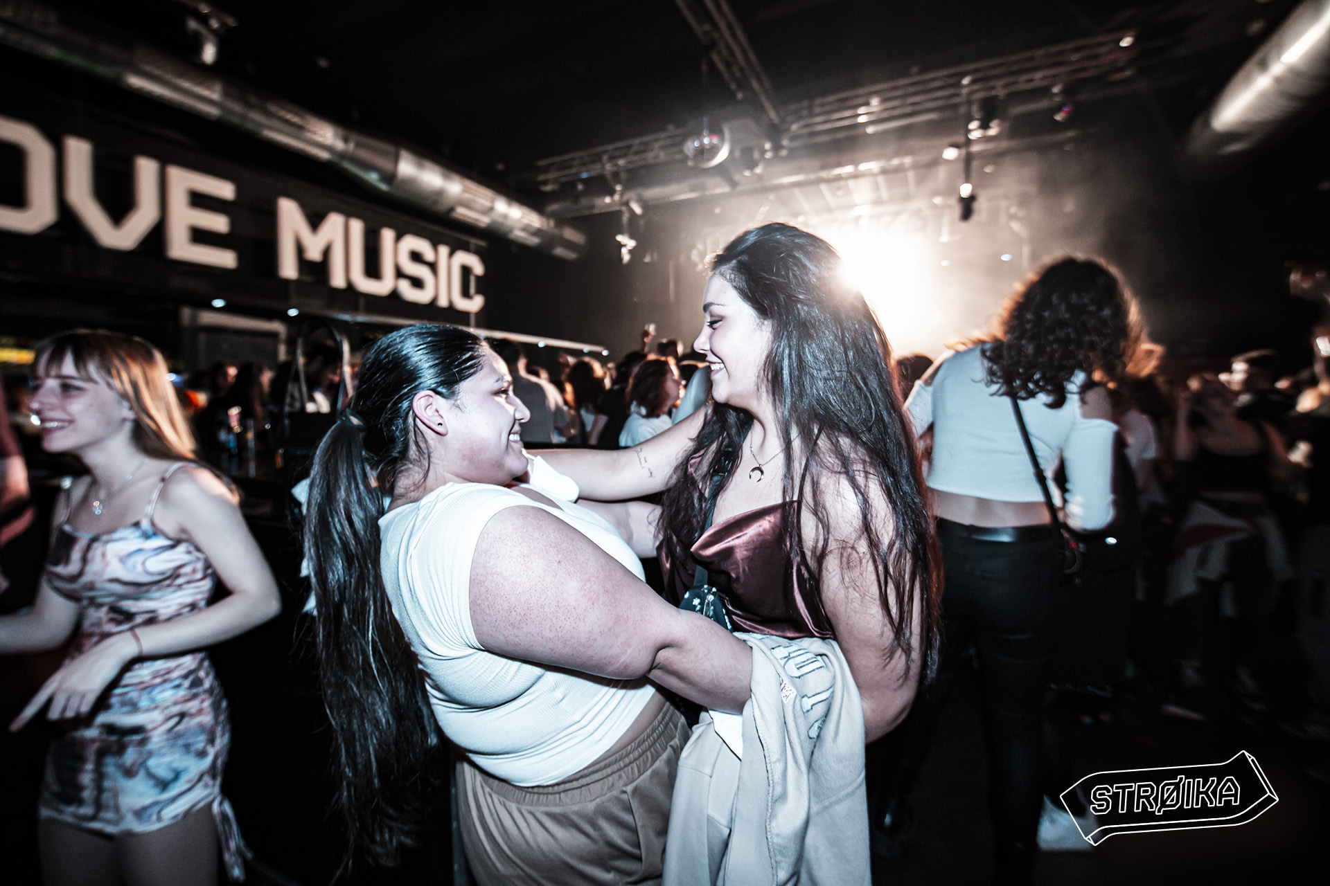 01-02 STROIKASESSIONS 062