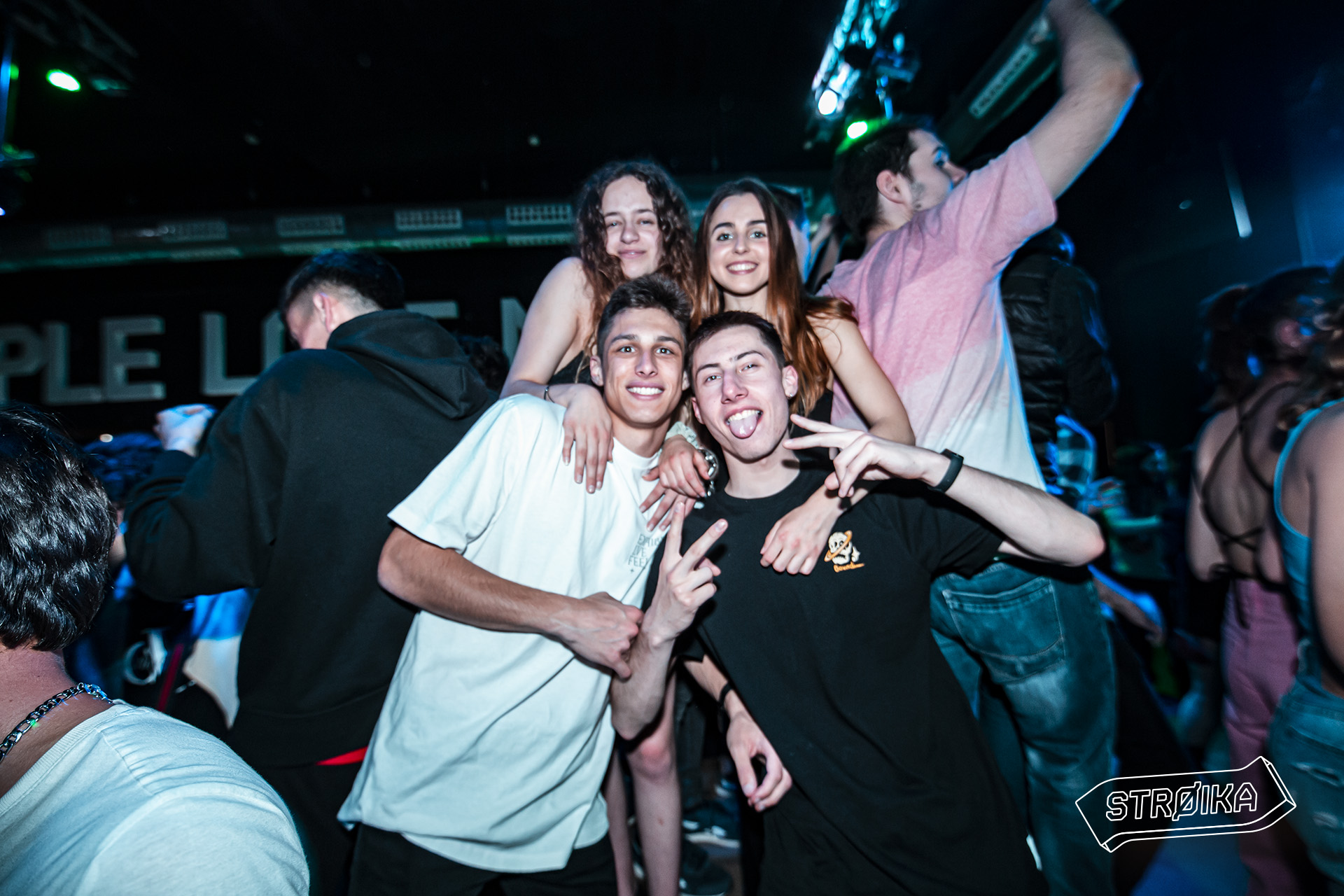 08-09 STROIKA 0114