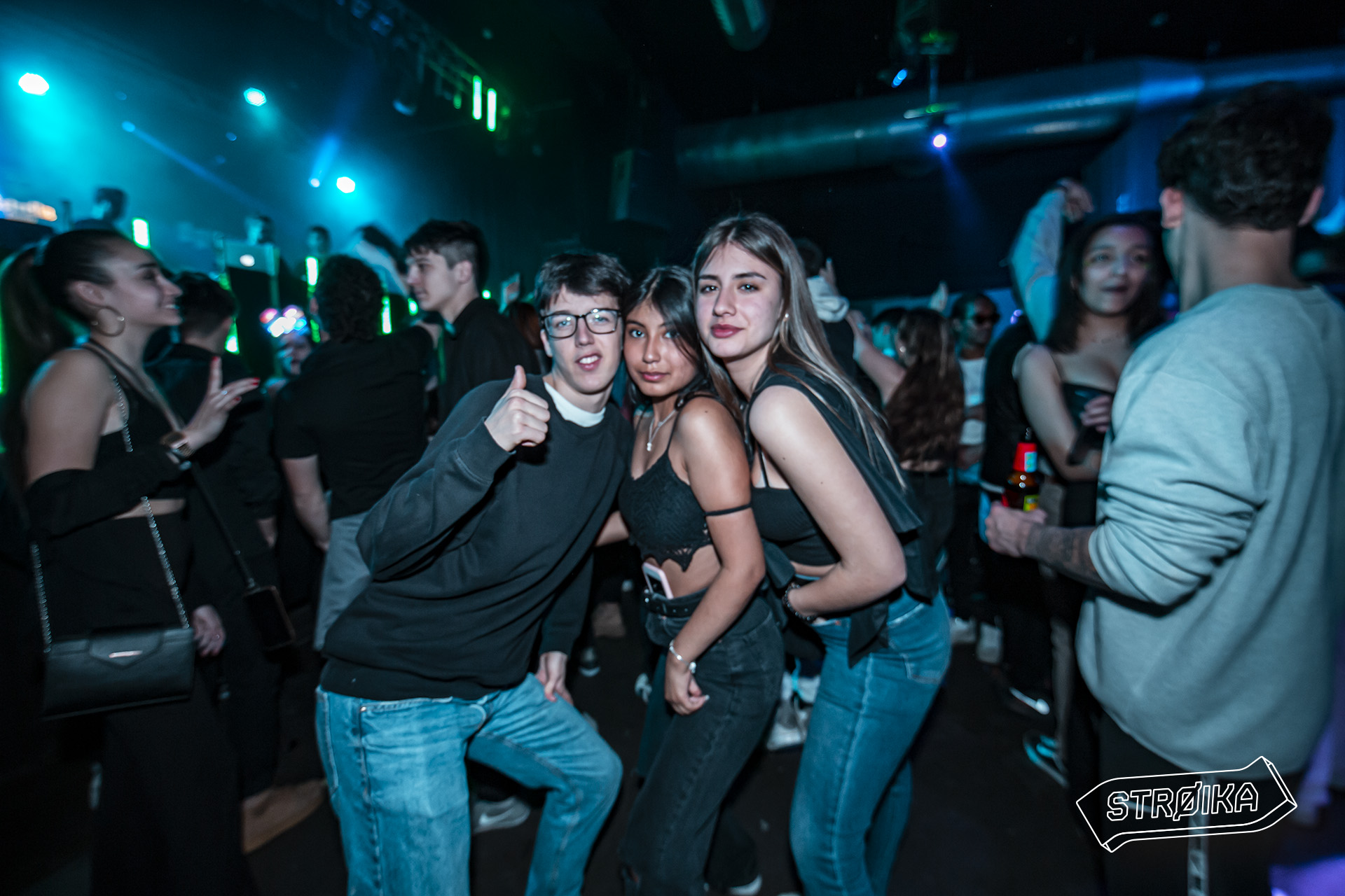 08-09 STROIKA 0130