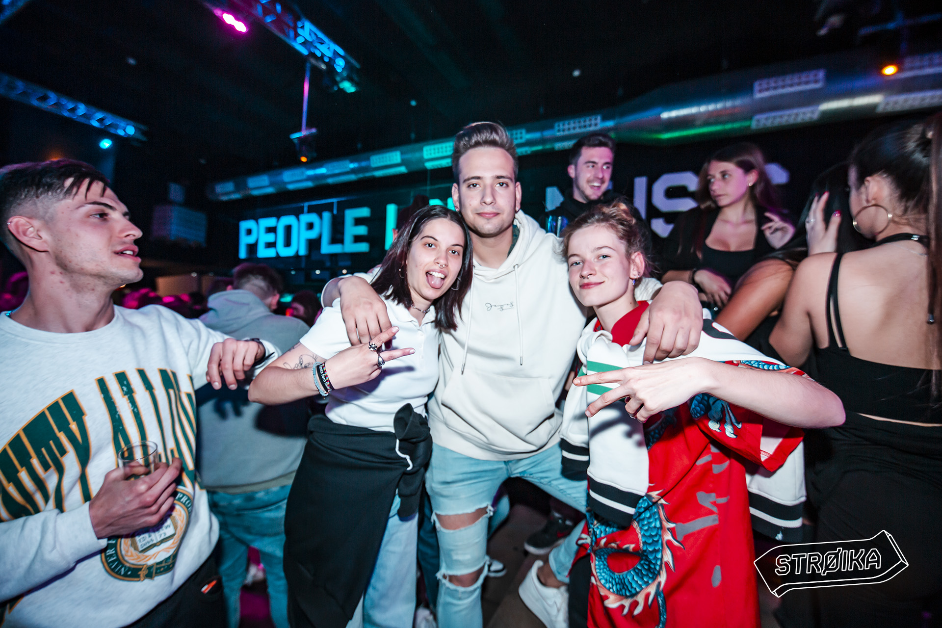 08-09 STROIKA 014