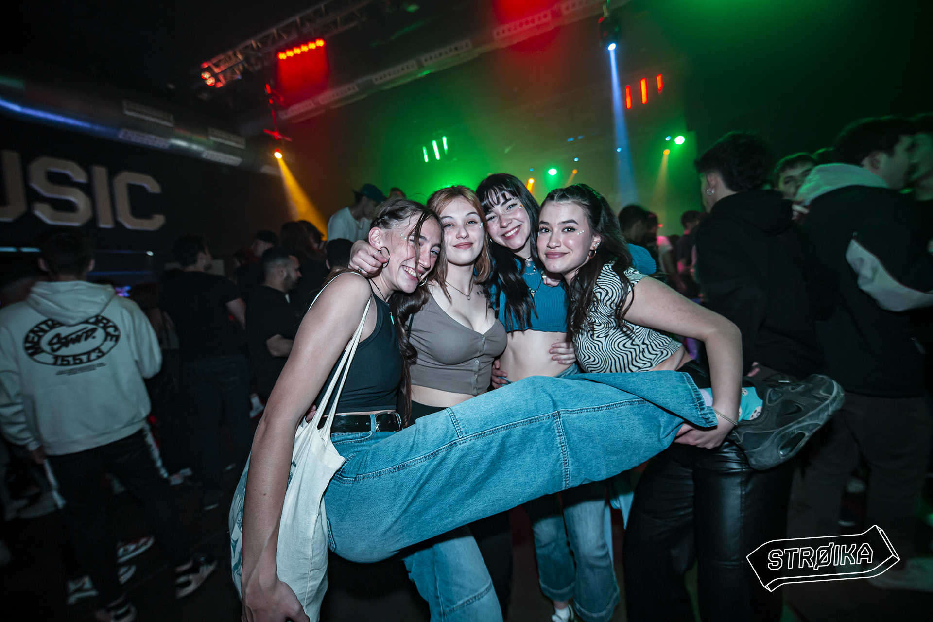 08-09 STROIKA 0143