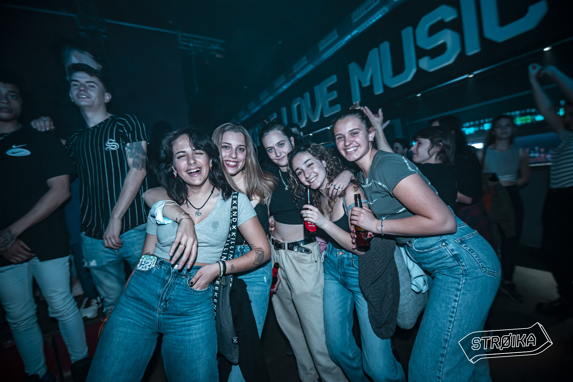 08-09 STROIKA 0148