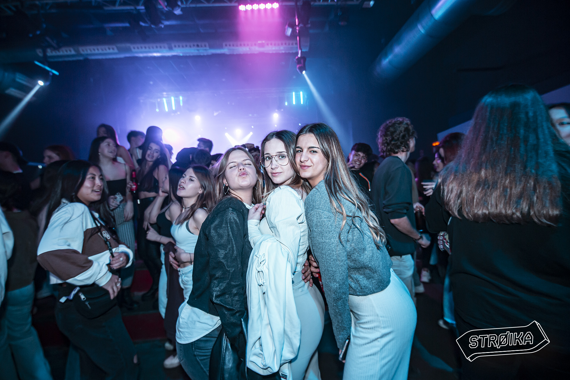 08-09 STROIKA 0154