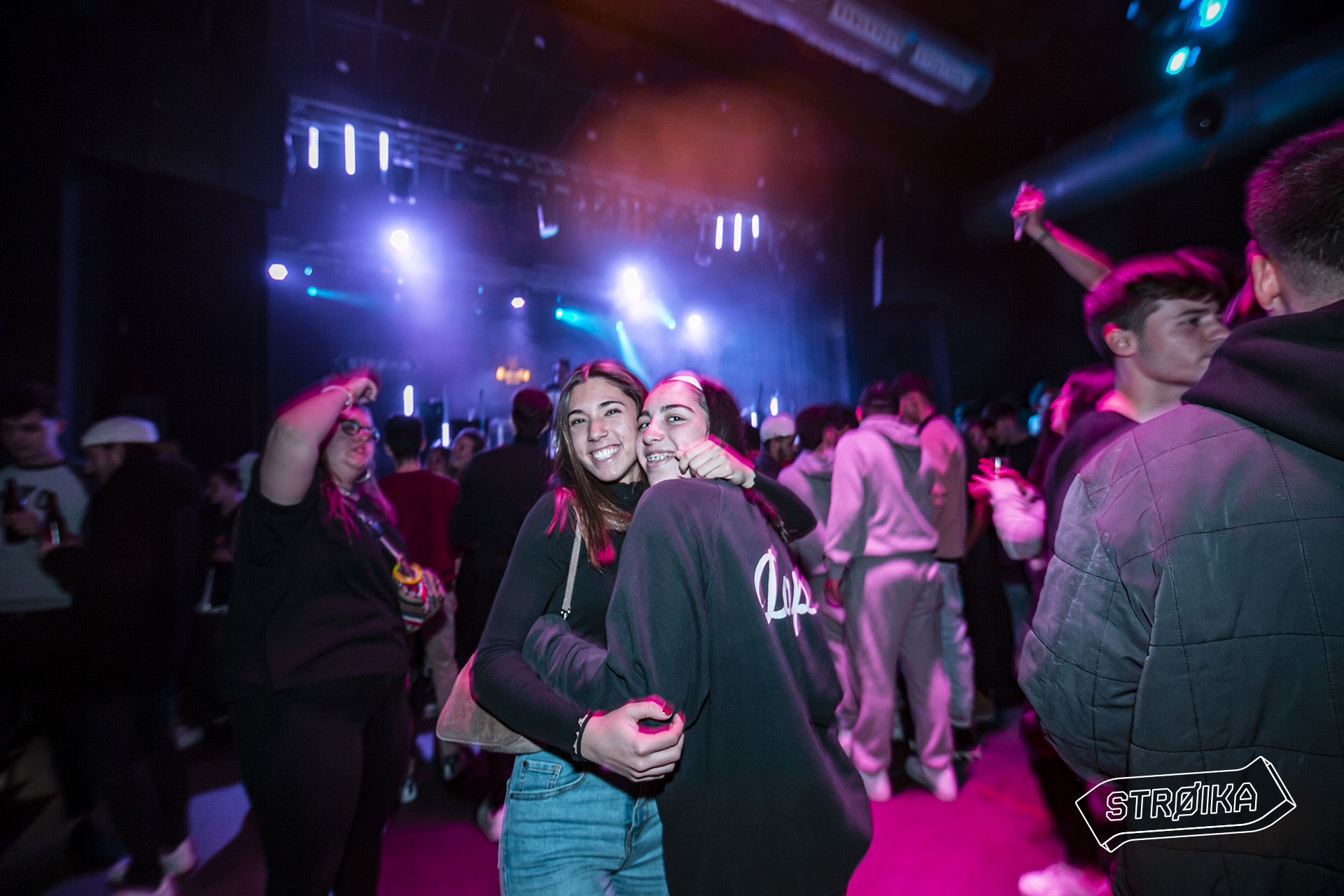 08-09 STROIKA 0184