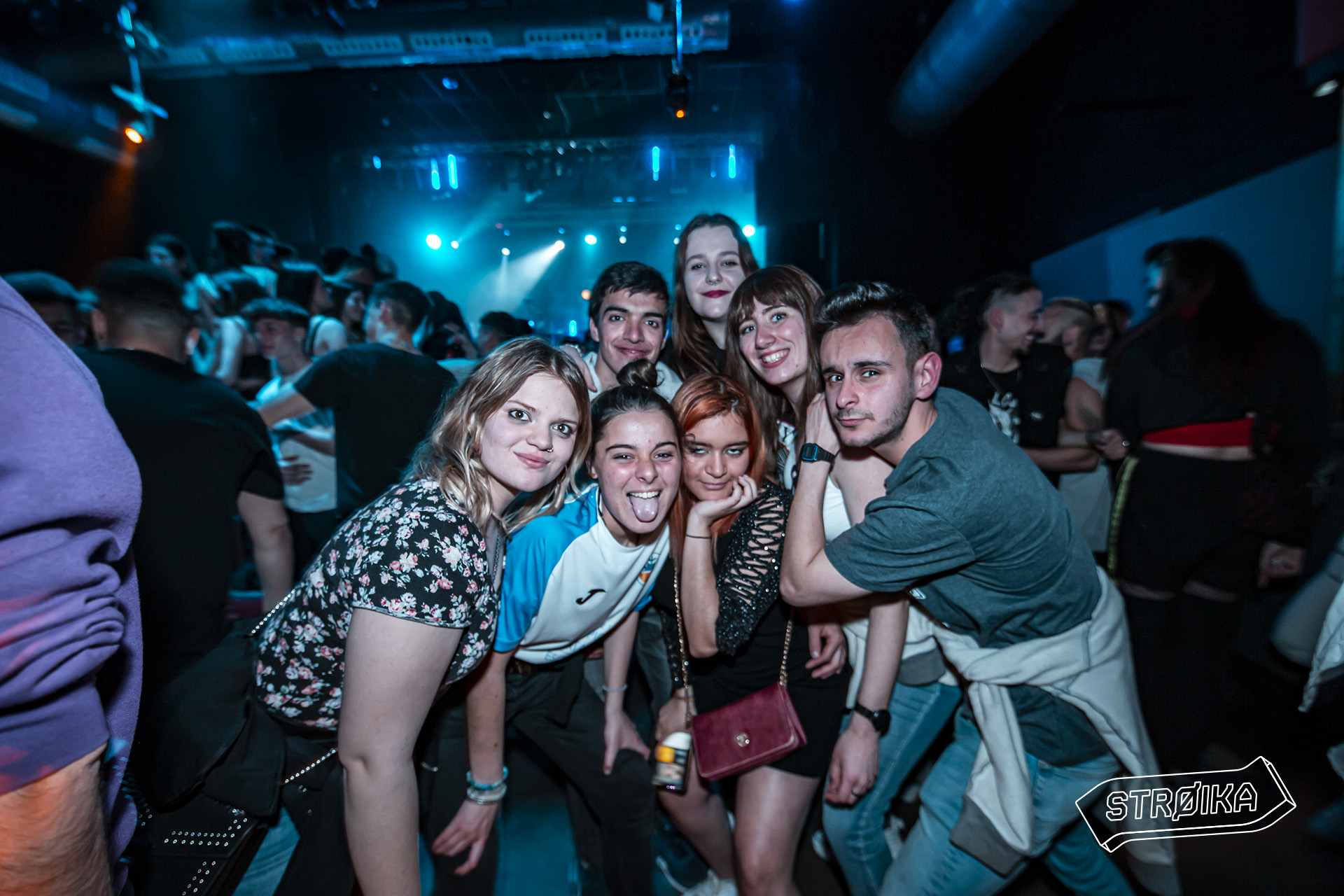 08-09 STROIKA 0188