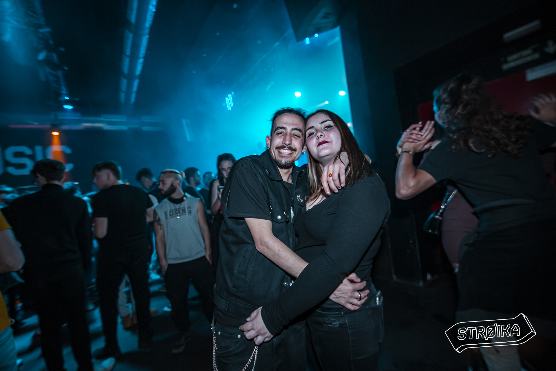 08-09 STROIKA 0208