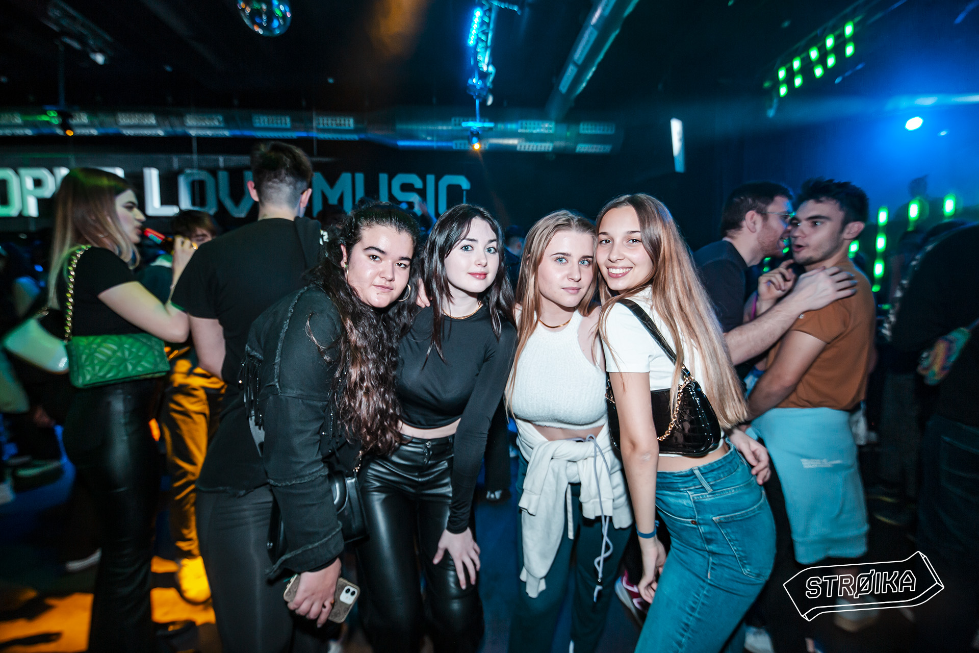 08-09 STROIKA 032