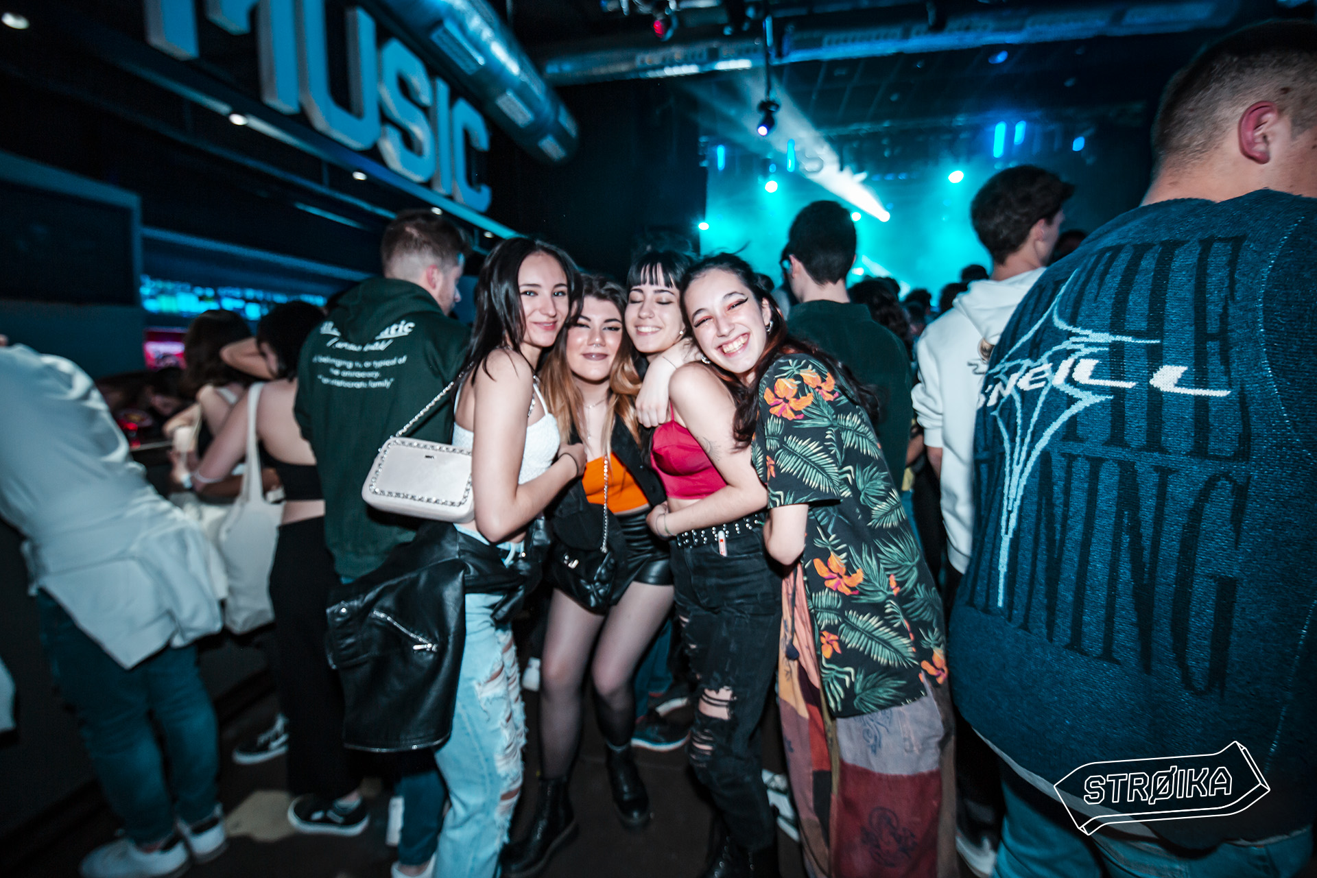 08-09 STROIKA 048