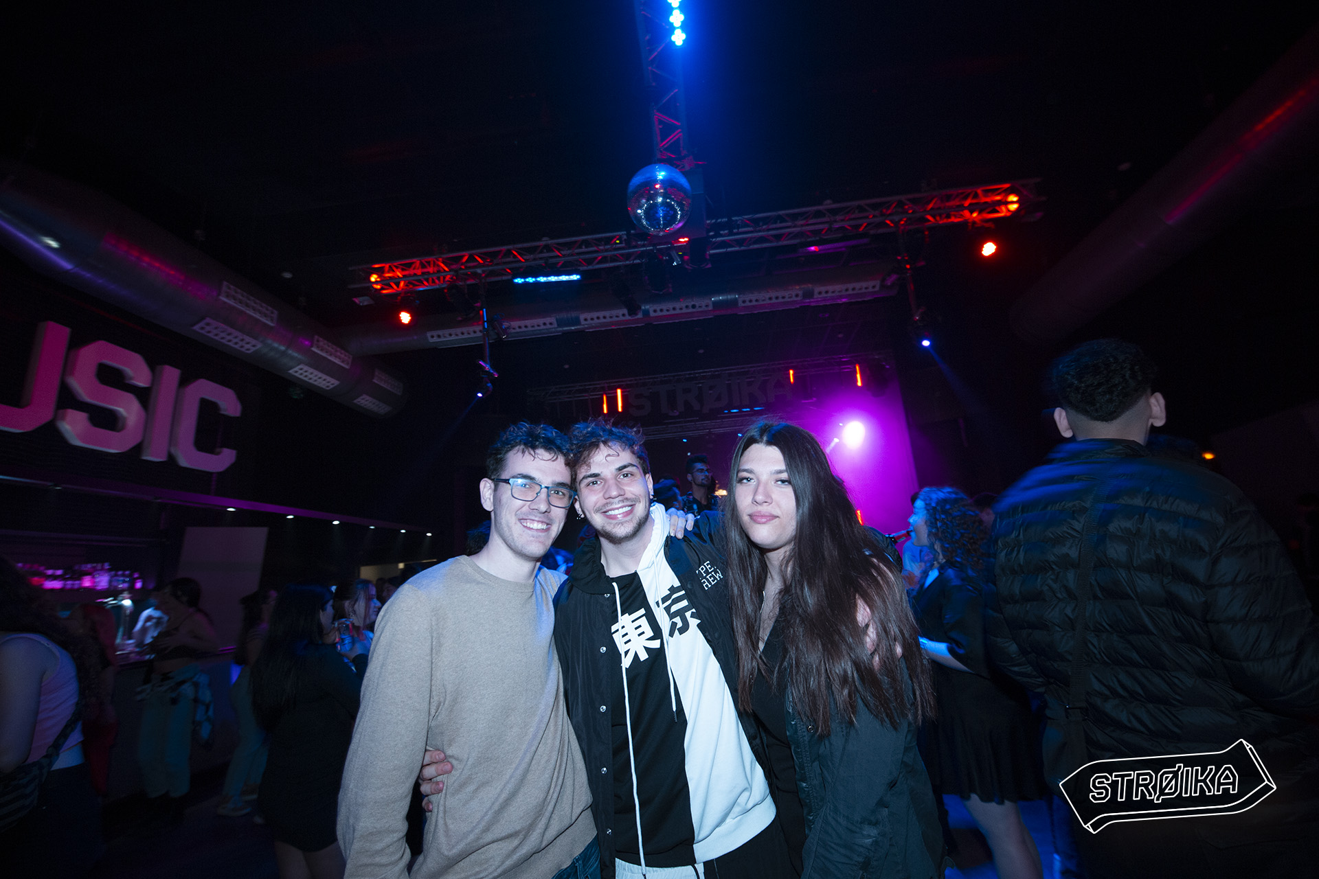 STROIKA 202204 29-30 0168