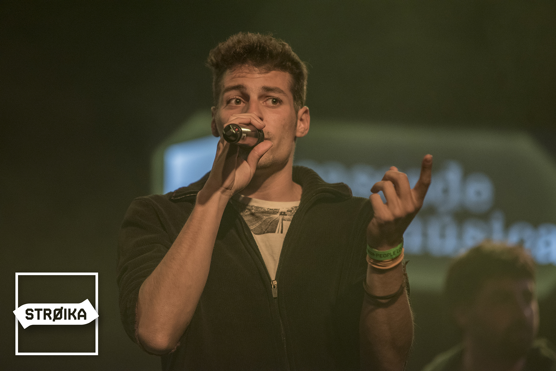 CONCERT 33